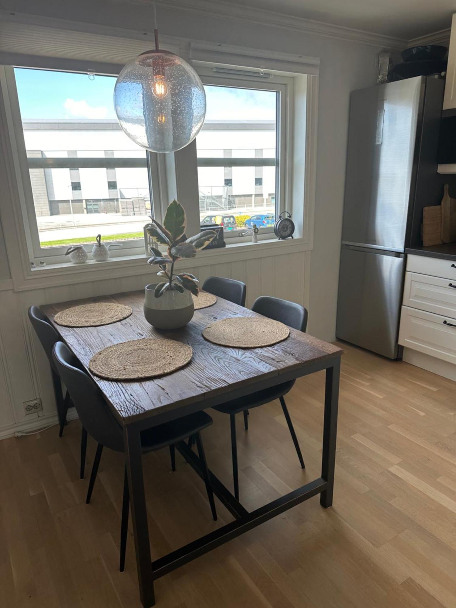 Apartment For Rent Right Across The Street To The Ons Area *